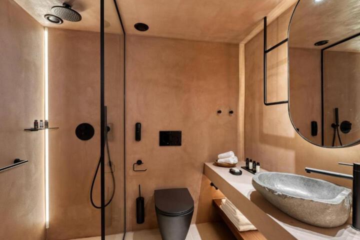 Room 21 of 52