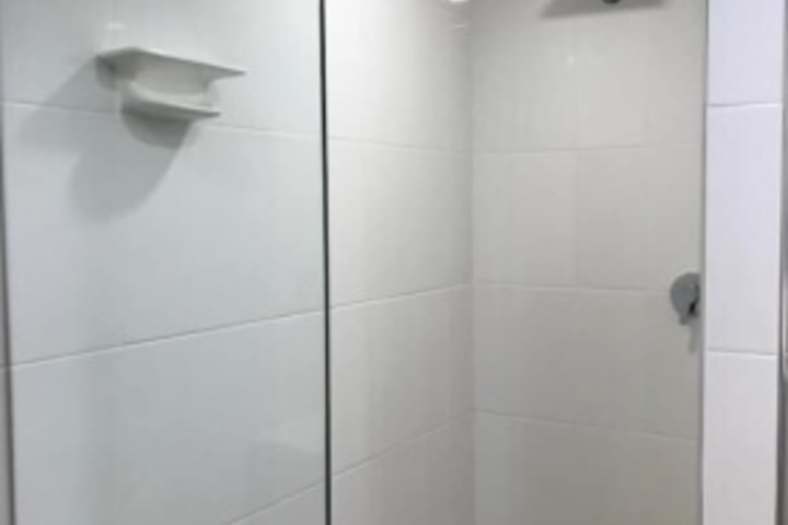 Room 107 of 348
