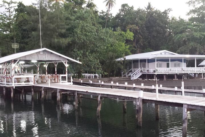 Dock