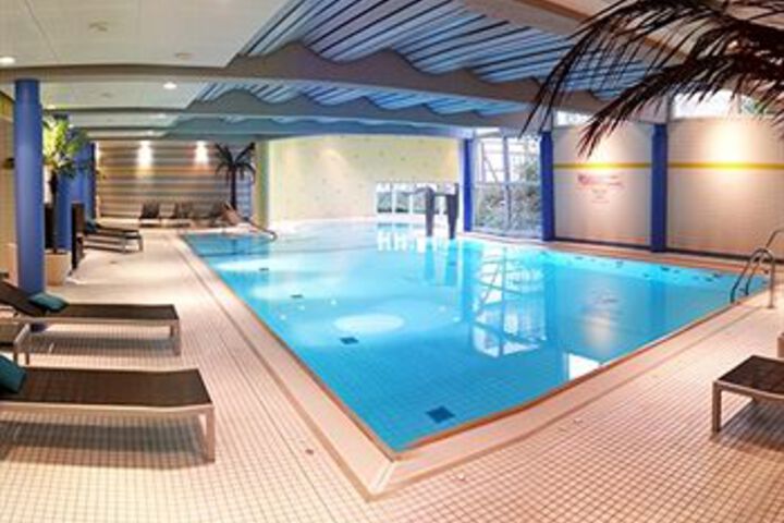 Pool 31 of 42