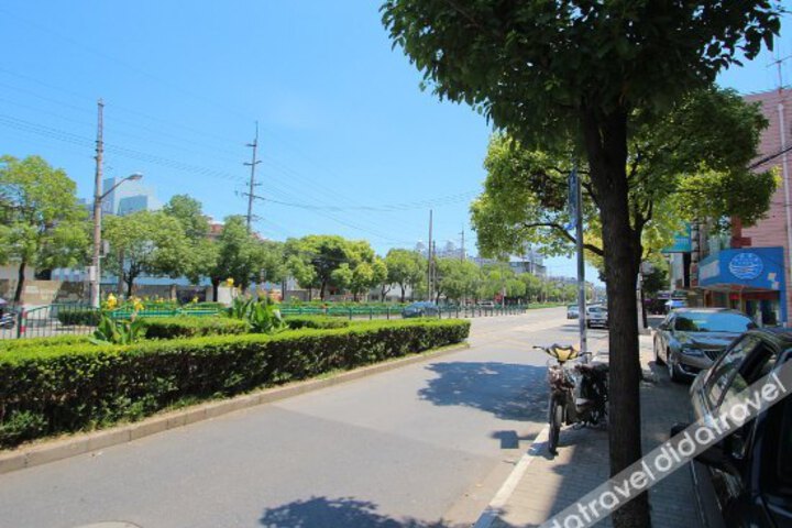 Huali Hotel