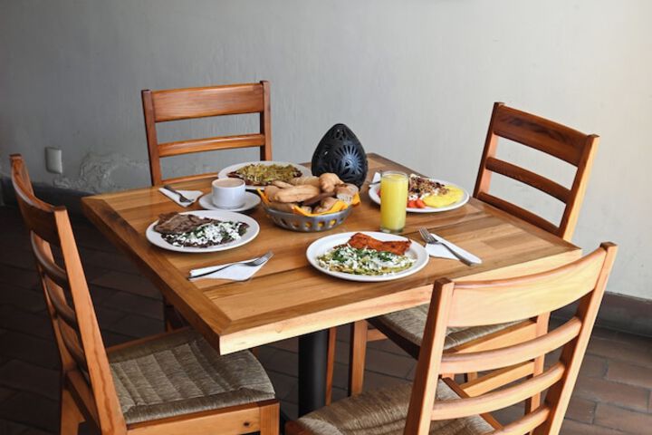 Dining Photos