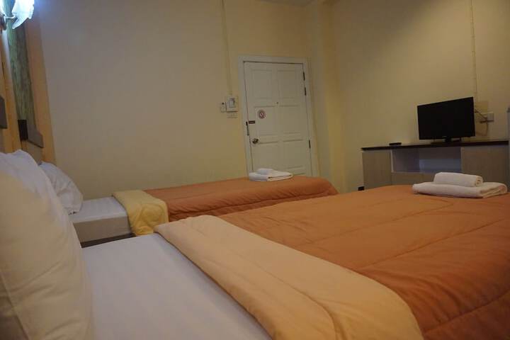 Room 23 of 24