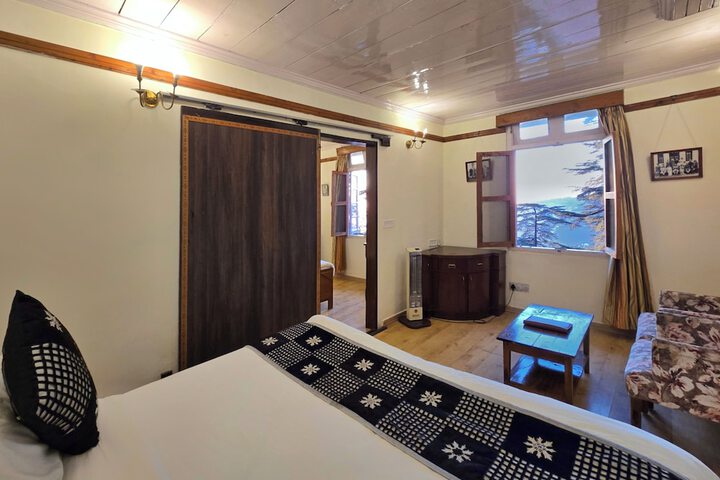 Room 63 of 165