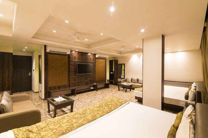 Room 16 of 49