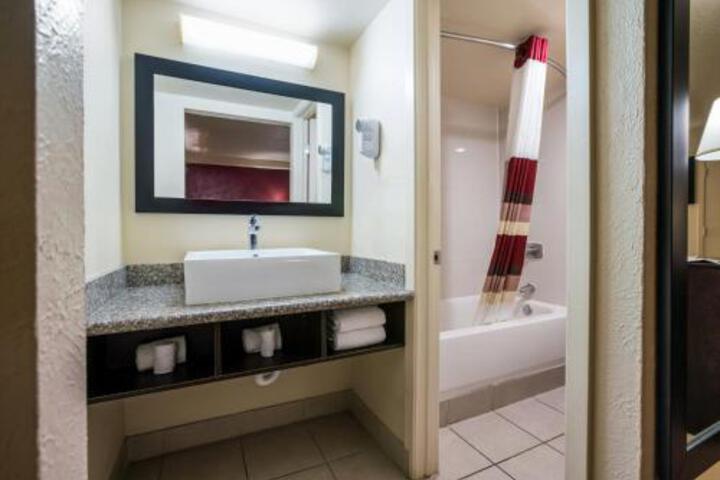 Room 14 of 20
