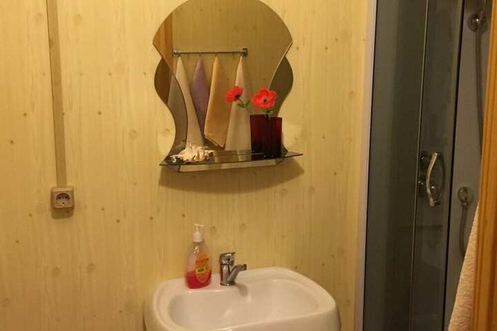 Room 44 of 46