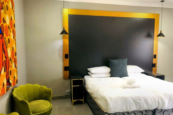Room 92 of 241
