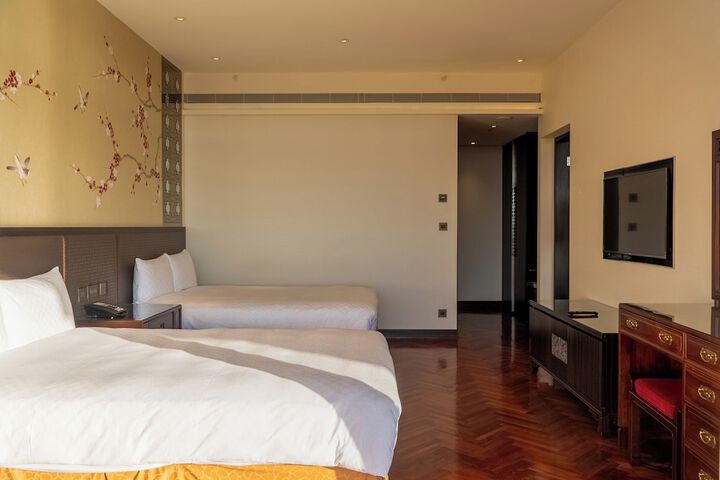 Room 22 of 82