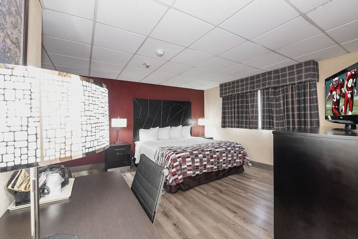 Room 13 of 42