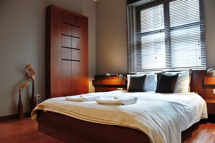 Room 13 of 29