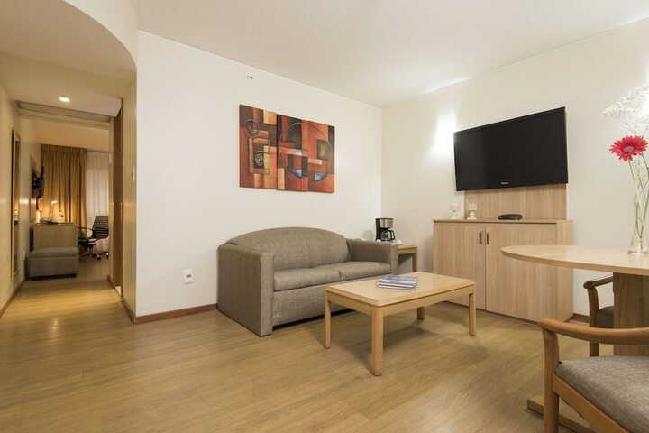 Room 36 of 125