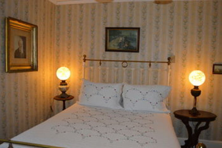 Room 98 of 117