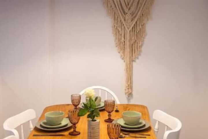 Dining 27 of 46