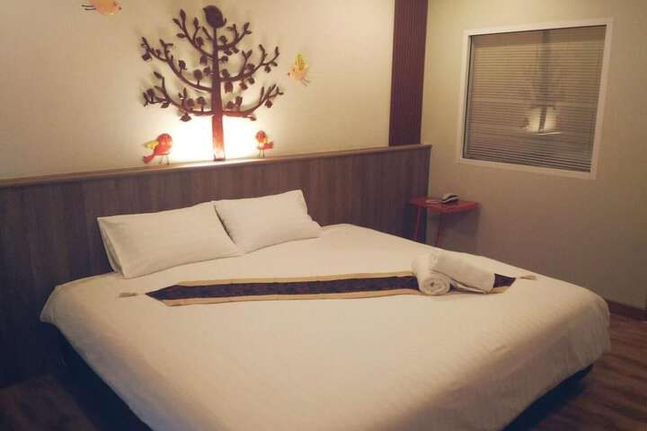 Room 44 of 65