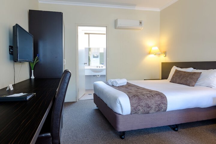 Room 21 of 57