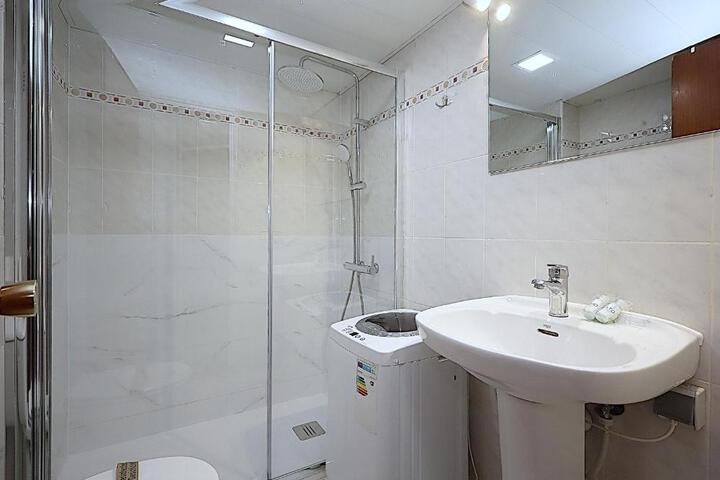 Guest Suite Photo