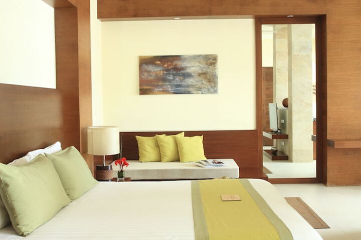 Room 16 of 183