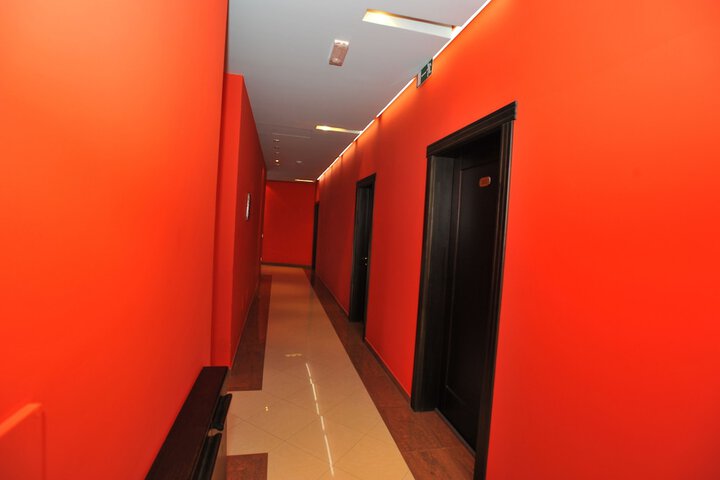 Ballroom/Hall 78 of 98