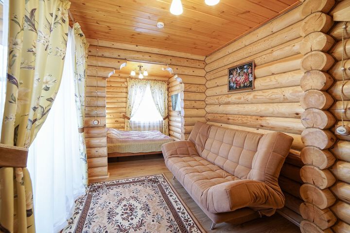 Room 10 of 24