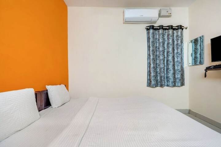 Room 17 of 23