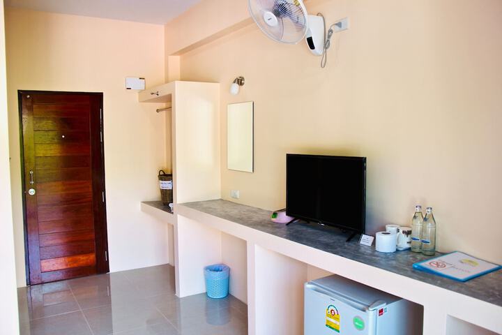Room 21 of 60