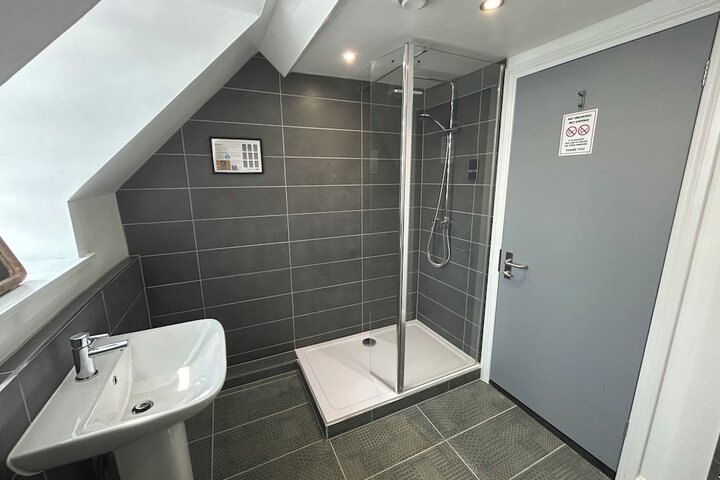 Room 40 of 73