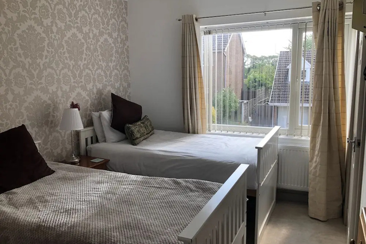 Room 2 of 15