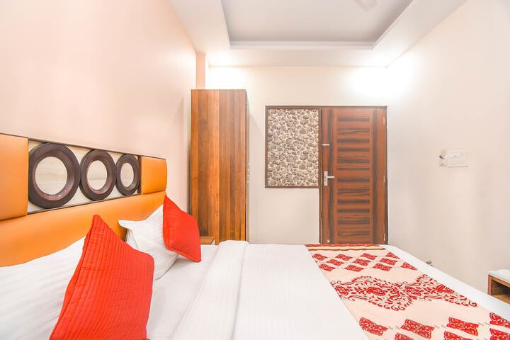 Room 18 of 29