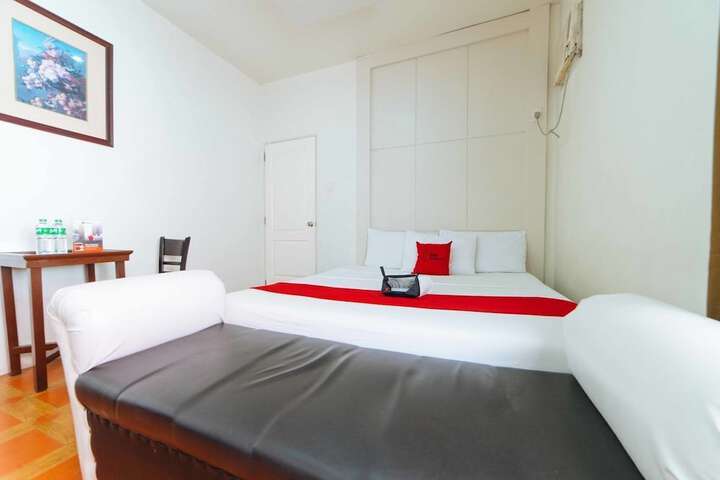 Room 16 of 37