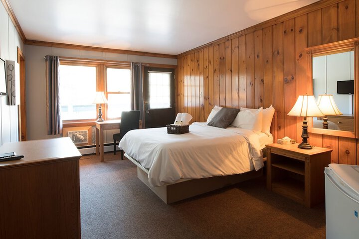 Room 3 of 19