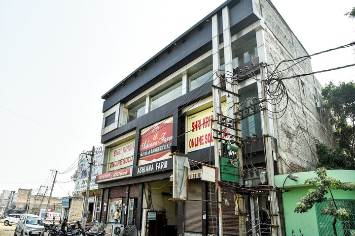HOTEL ASHIANA FARM BY OYO ROOMS
