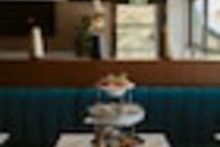 Dining 173 of 216