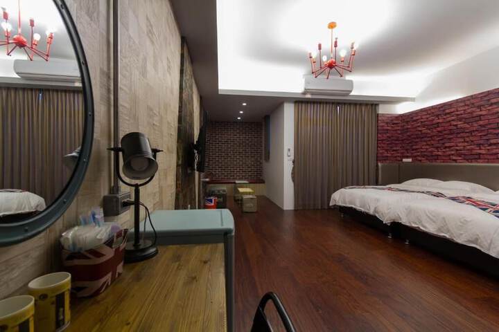 Room 14 of 43