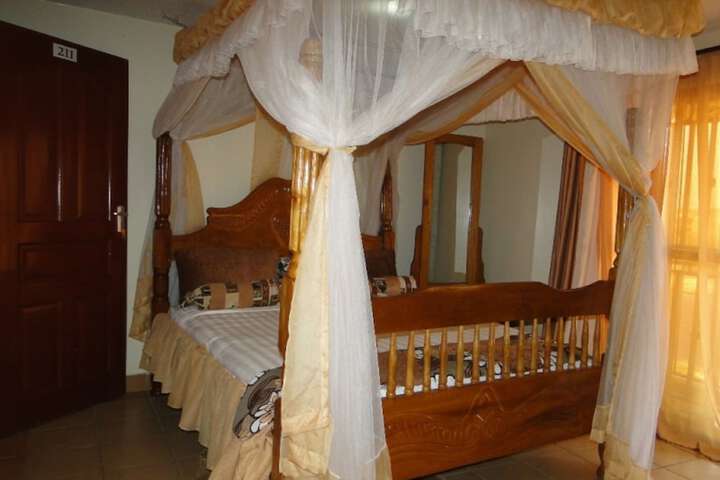 Room 14 of 31