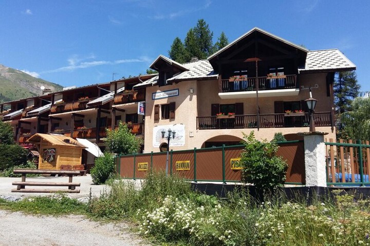 Hotel 58 of 60
