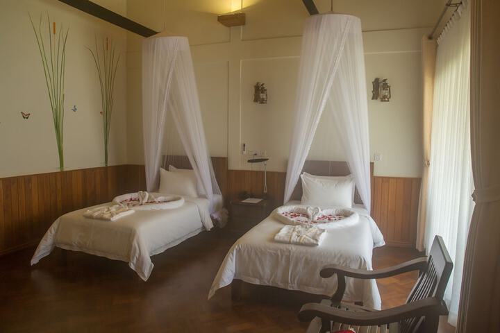 Room 6 of 54