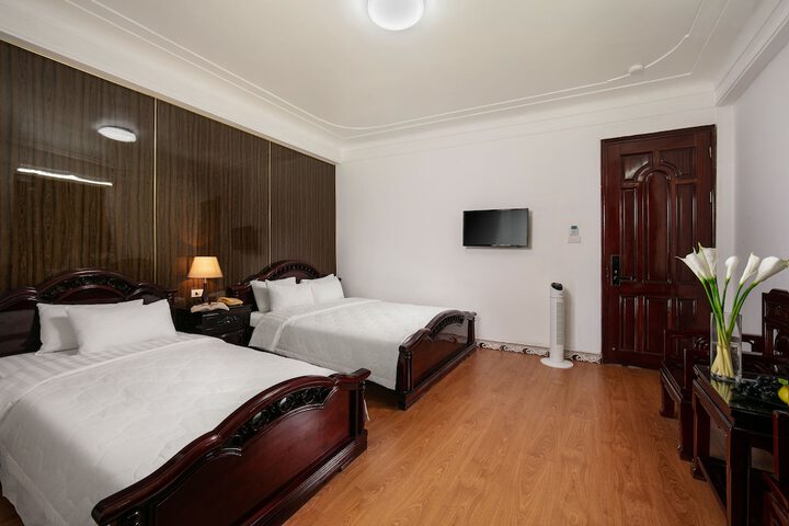 Room 12 of 56
