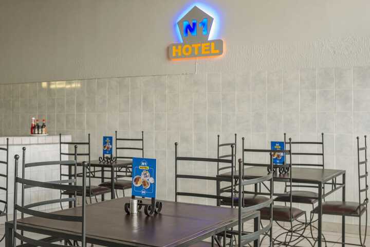 Dining Photos
