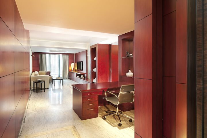 Room 15 of 71