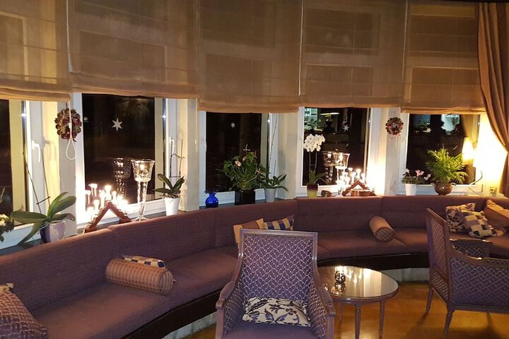 Hotel 2 of 43