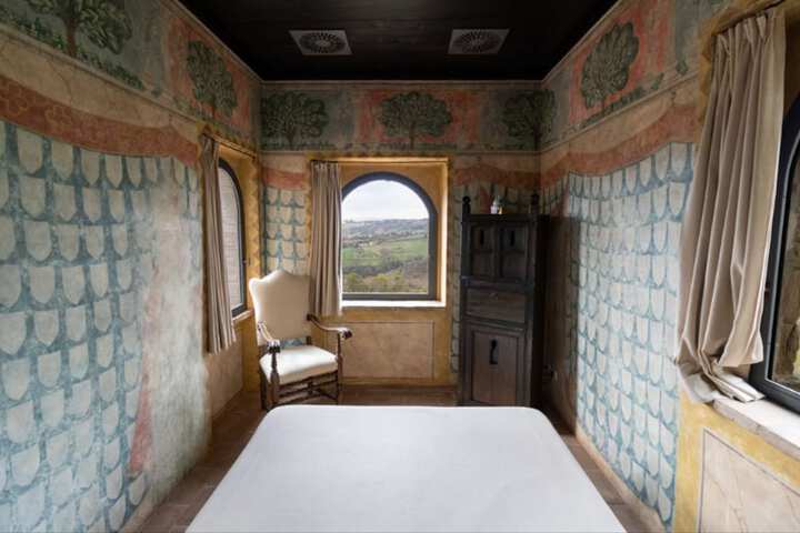 Room 20 of 57