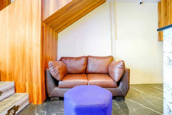 Hotel Interior 7 of 16