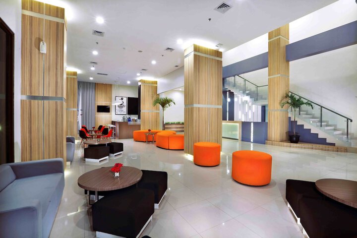 Hotel Interior 7 of 38
