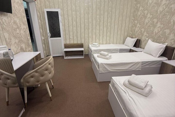 Room 35 of 107