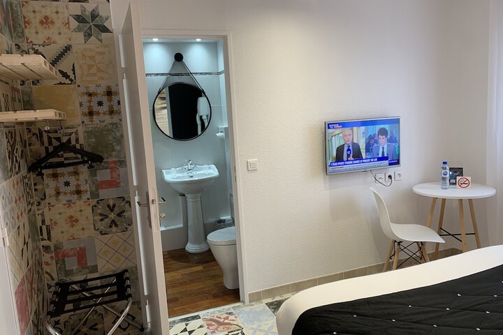 Room 13 of 38