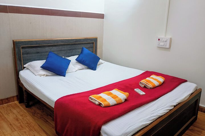 Room 16 of 31
