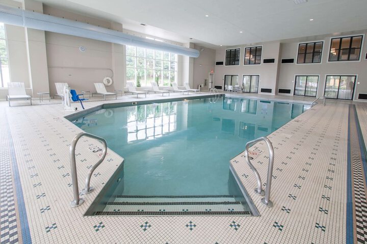 Private pool