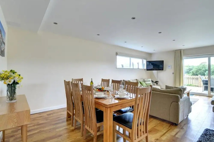 Idyllic Holiday Home in Saint Columb With Terrace