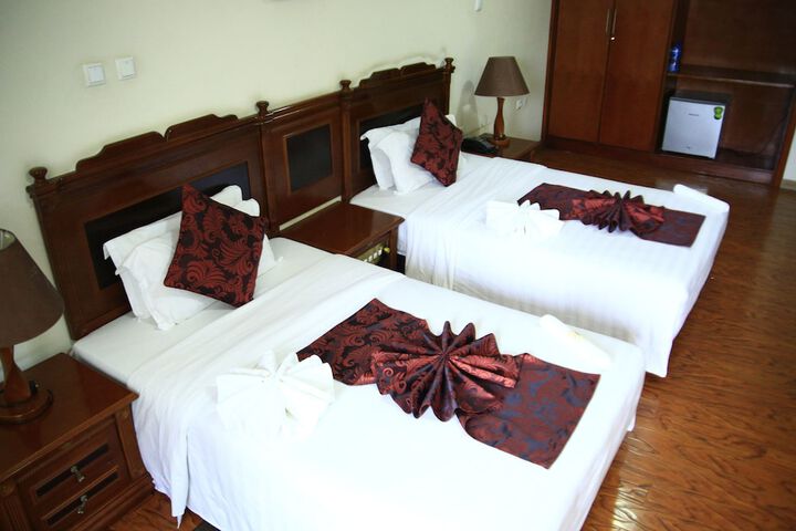 Room 17 of 18